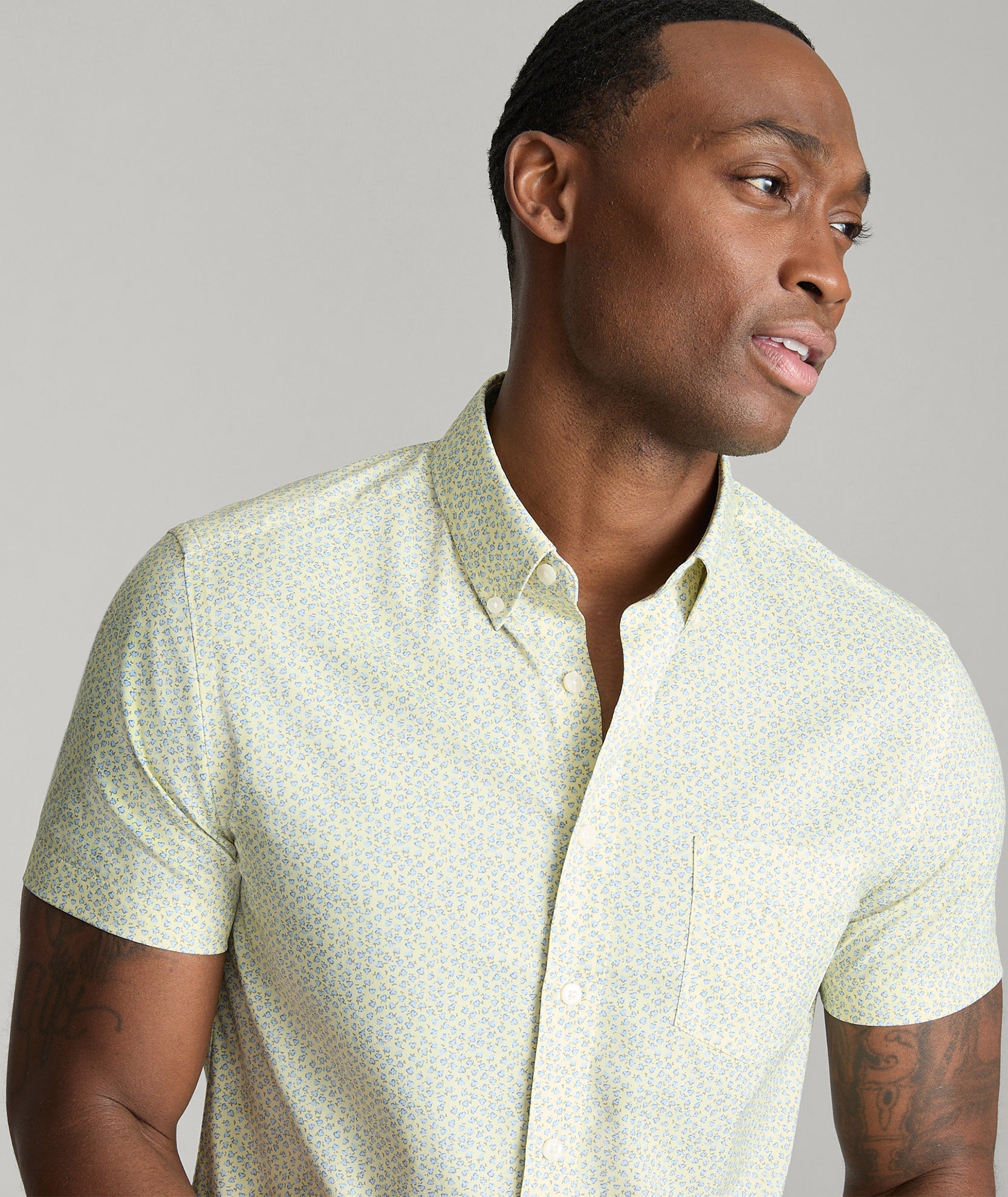 Performance Short-Sleeve Shirt With Pocket - FINAL SALE