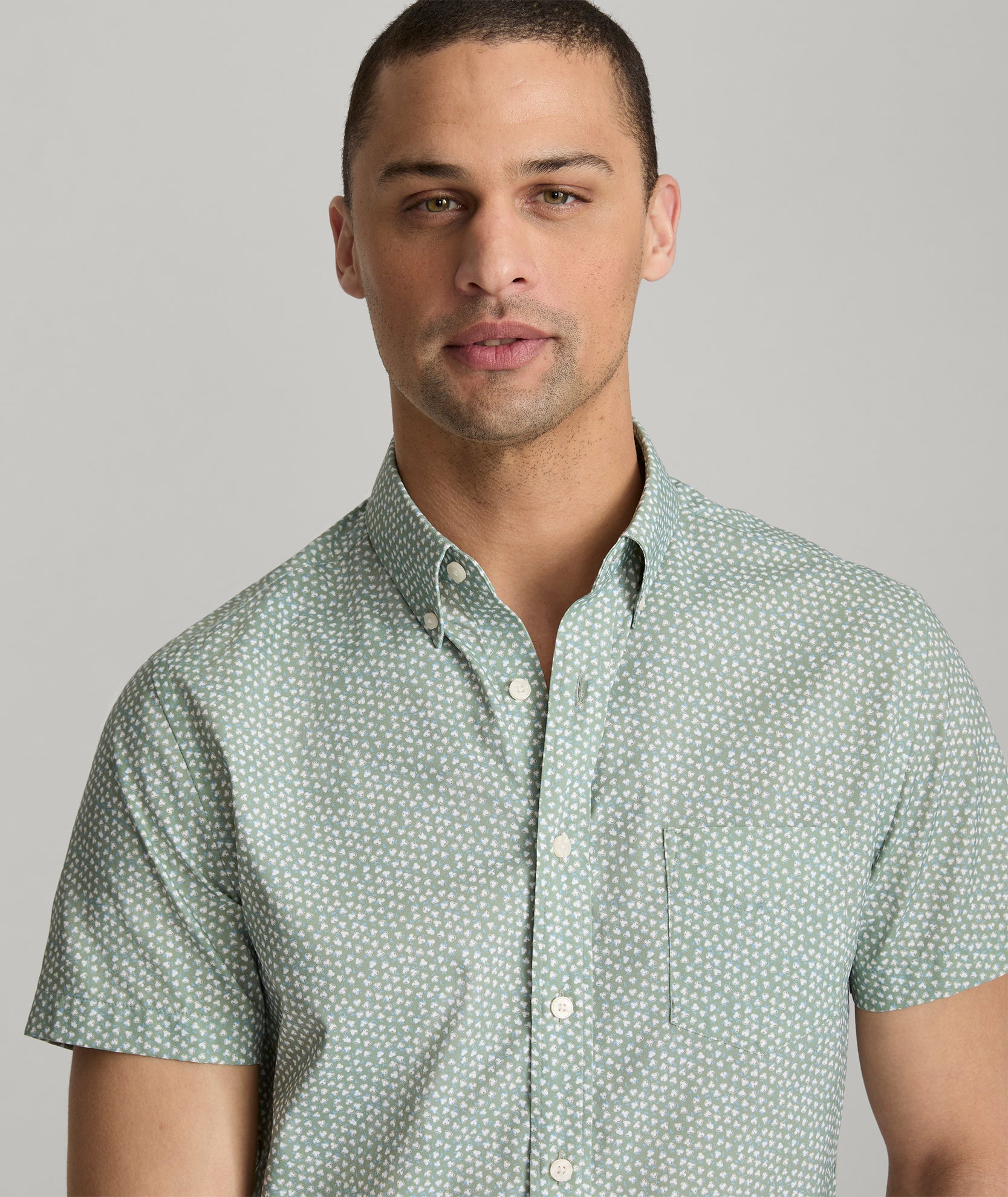 Performance Short-Sleeve Shirt With Pocket - FINAL SALE